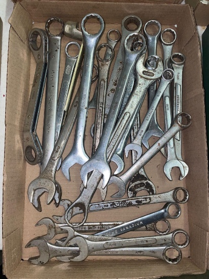 Assorted wrenches 9/16- 1