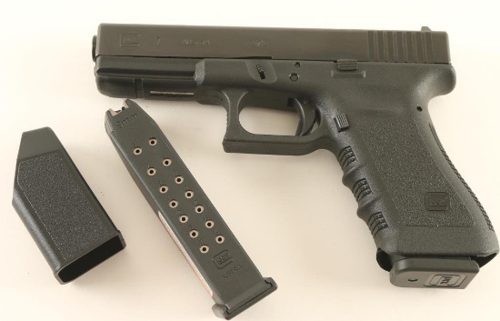 Glock 17 Gen 3 9mm SN: LAF456