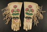 Vintage Rosebud Sioux Beaded Gauntlet Gloves