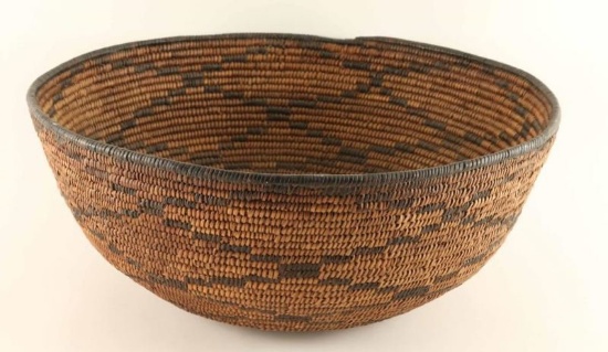 Large Apache Basket with Diamond Pattern