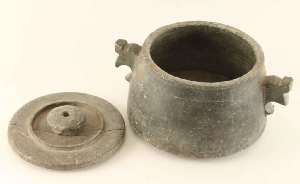 Antique Gray Stone Pot with Lid