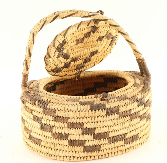 Papago Basket with Lid and Handle