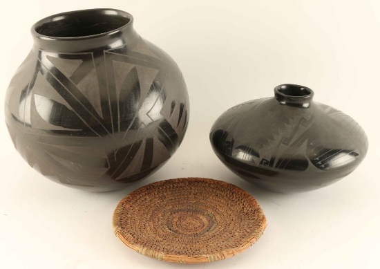 Collection of 2 Mata Ortiz Blackware Pots