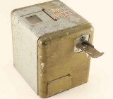 Vintage Mills 5¢ Slot Machine