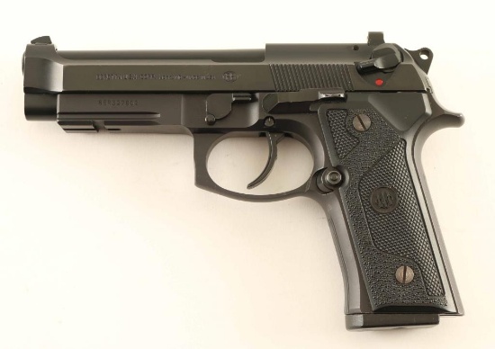 Beretta 96 Vertec .40 S&W SN: BER327802