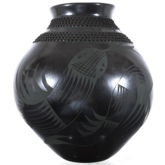 Large Black Textured Mata Ortiz Pottery