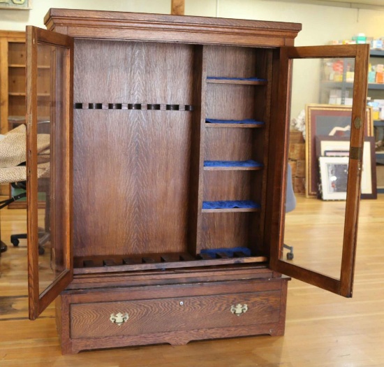 Quarter Sawn Oak Rifle Cabinet
