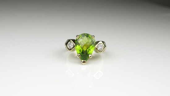 Fabulous Peridot and Diamond Ring