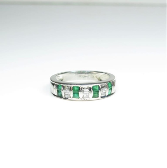 Fine Quality Natural Emerald and Diamond Band