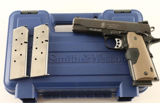 Smith & Wesson SW1911PD .45 ACP SN: JRH3585