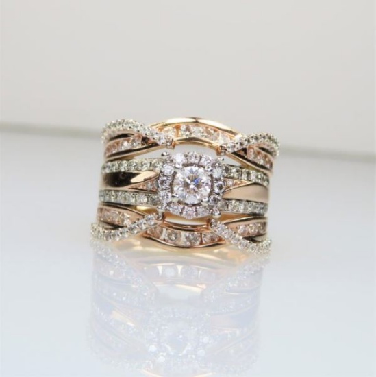 Gorgeous Designer Diamond Ring