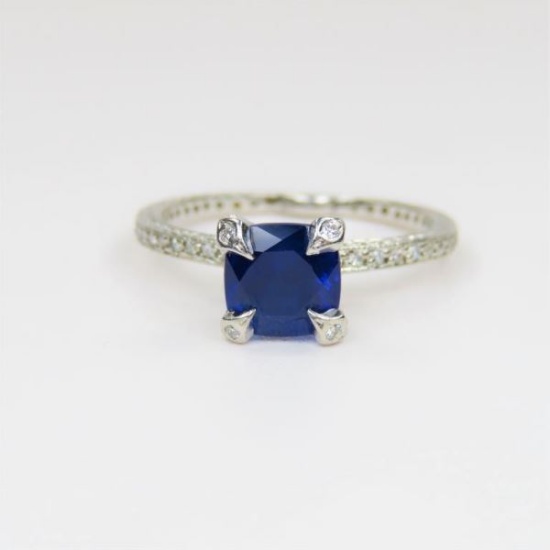 Beautiful PLATINUM Vintage style