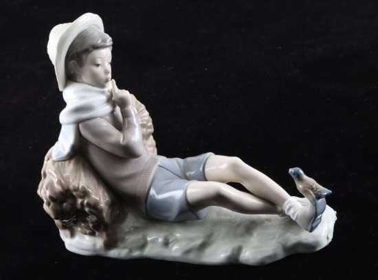 LLadro Figurine