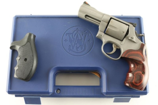 Smith & Wesson Model 696-1 44 SPL # CCY0320