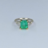 Exquisite Platinum Columbian Emerald