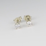 Lovely Round Cut Diamond Stud Earrings