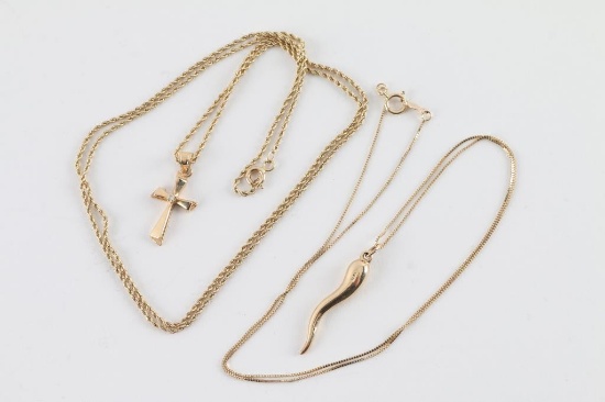 Lot Of Two Classic Gold Necklaces