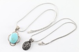 Lot of 2 Necklaces
