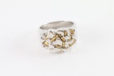 Elegant Gentlemen's Gold and Silver Ring