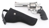 Smith & Wesson Model 629-4 .44 Mag. SN: BRE5585