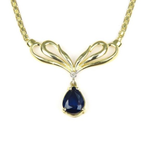 Beautiful Italian Design Blue Sapphire
