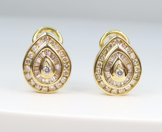 Beautiful Pear Shape Diamond Earrings
