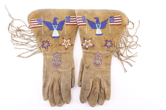 Pair of Beaded Gauntlets