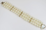Elegant Fine Quality Triple Stand Pearl