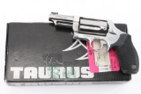 Taurus The Judge .45 LC/.410 SN: DX314219