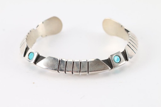 Beautiful Navajo Sterling Cuff.