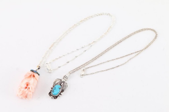 Lot of 2 Necklaces