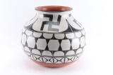 Large Acoma Pot.