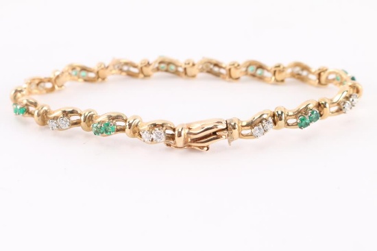 Sparkling Ladies Emerald & Diamond