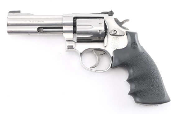 Smith & Wesson 617-4 .22 LR SN: CEL2260