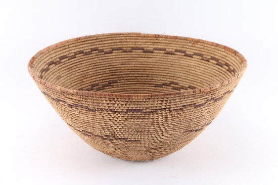 Large Native American Basket.