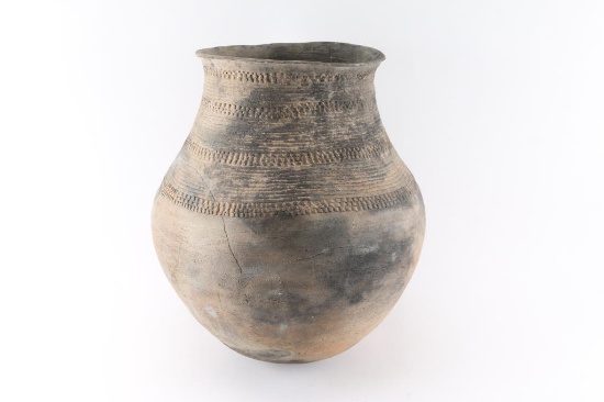Large Indian Prehistoric Pot