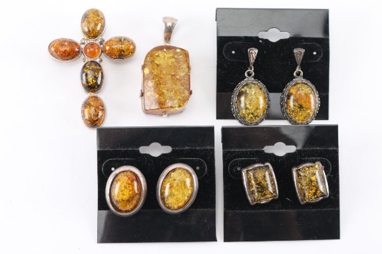 Lot of 3 Amber Earrings & 2 Pendants.