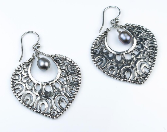 18CAI-61 PEARL EARRINGS