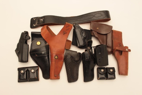 18KN-1 LOT OF LEATHER GEAR, HOLSTERS, BELTS, ETC.