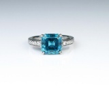 18CAI-61 BLUE ZIRCON & DIAMOND RING