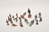 19EZ-22 TOY SOLDIER LOT