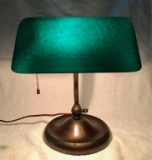 19GFE-36 BANKER'S LAMP