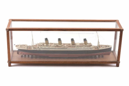 19PR-11 TITANIC MODEL