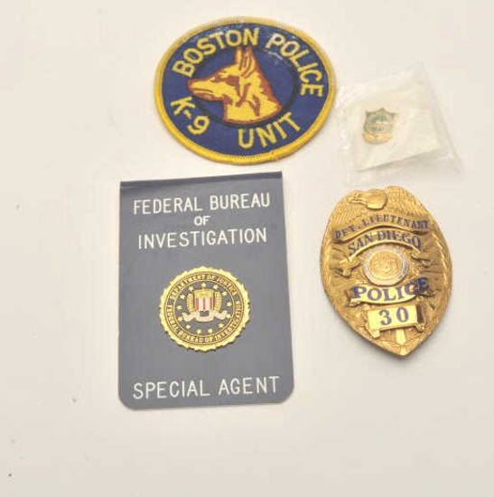 18DC-83G BADGES