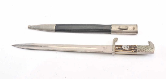 19MS- 3 MARKED POLICE DRESS