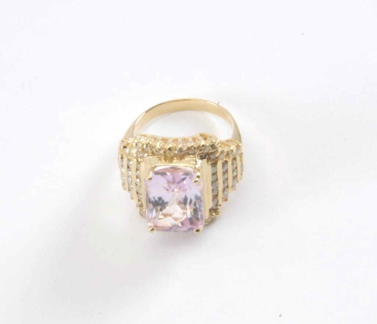 19RPS-35 KUNZITE & DIAMOND RING