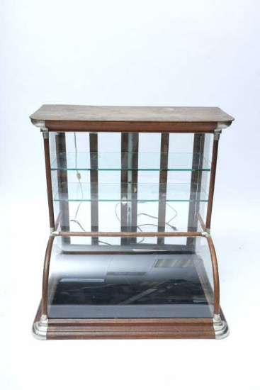 19PR-18 SHOWCASE BOW FRONT