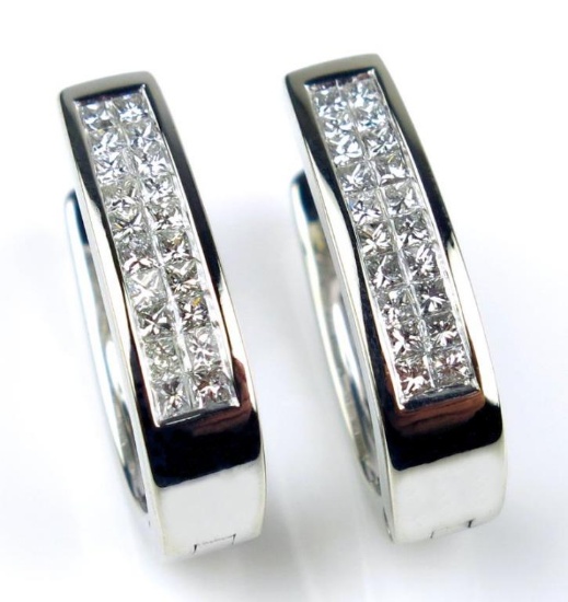 19CAI-57 DIAMOND LOOP EARRLING