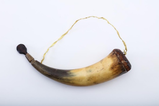 19RH-139 CARVED POWDER HORN