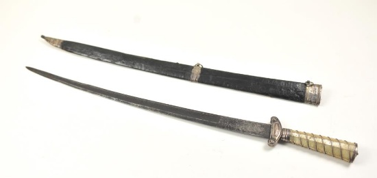 20IU-2 SILVER MTD/CARVED PEARL GRIP HUNTING SWORD